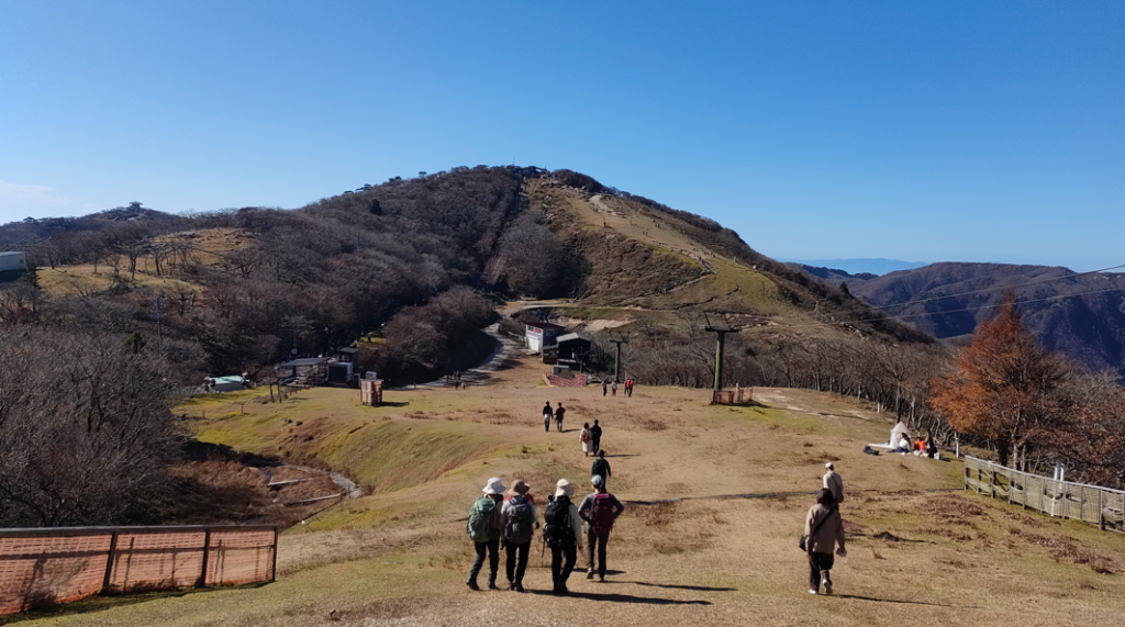 御在所岳ロープウェイから御在所岳へ㉙